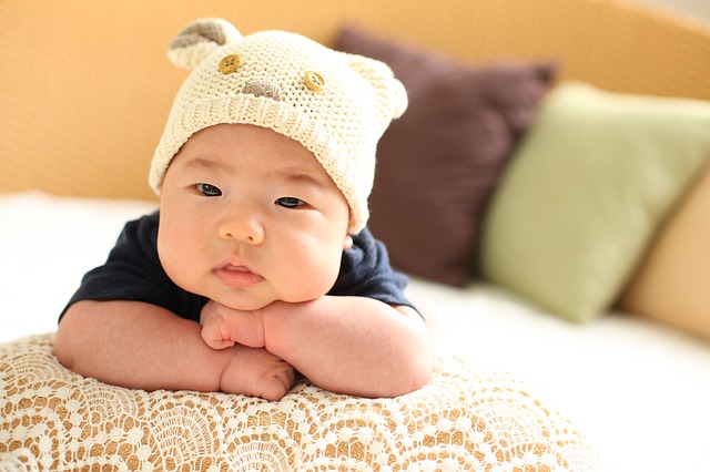 ママコートとケープはどっちが使える？賢い選び方と赤ちゃんに最適な寒さ対策